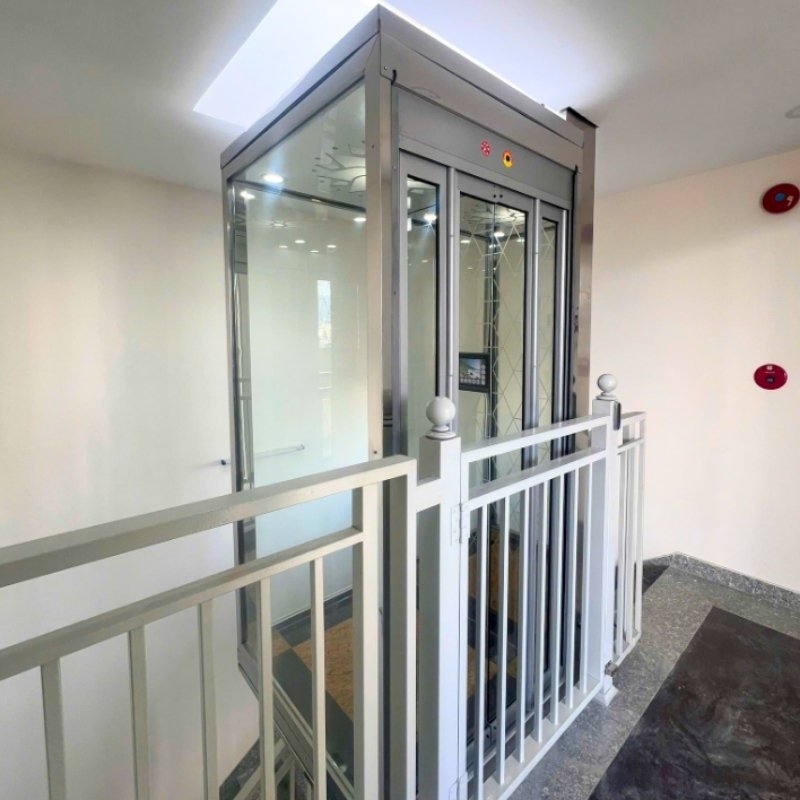 Thang máy IWa Luxury là thương hiệu thang máy Việt Nam
